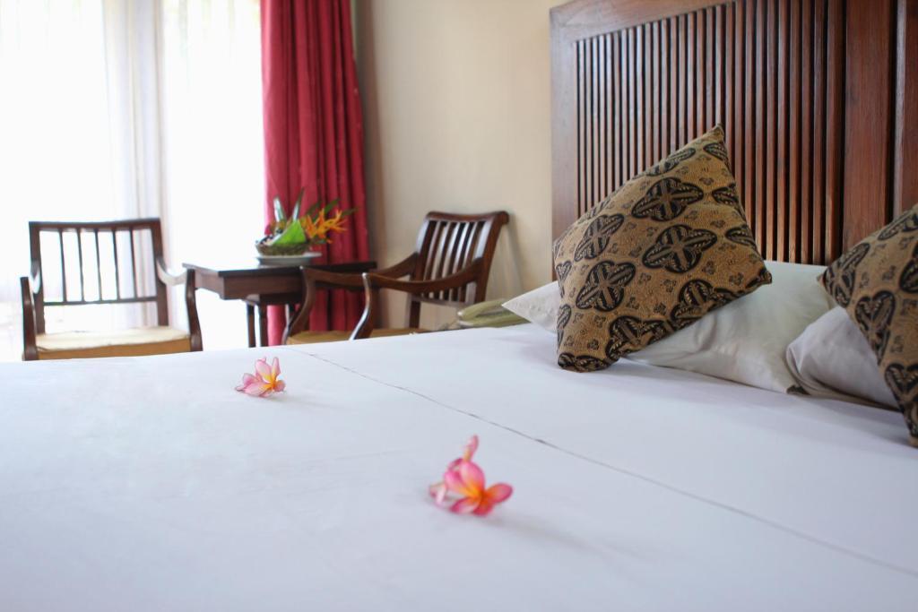 Puri Dalem Hotel Sanur Extérieur photo