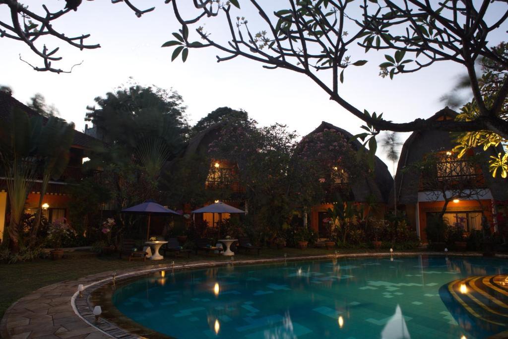 Puri Dalem Hotel Sanur Extérieur photo