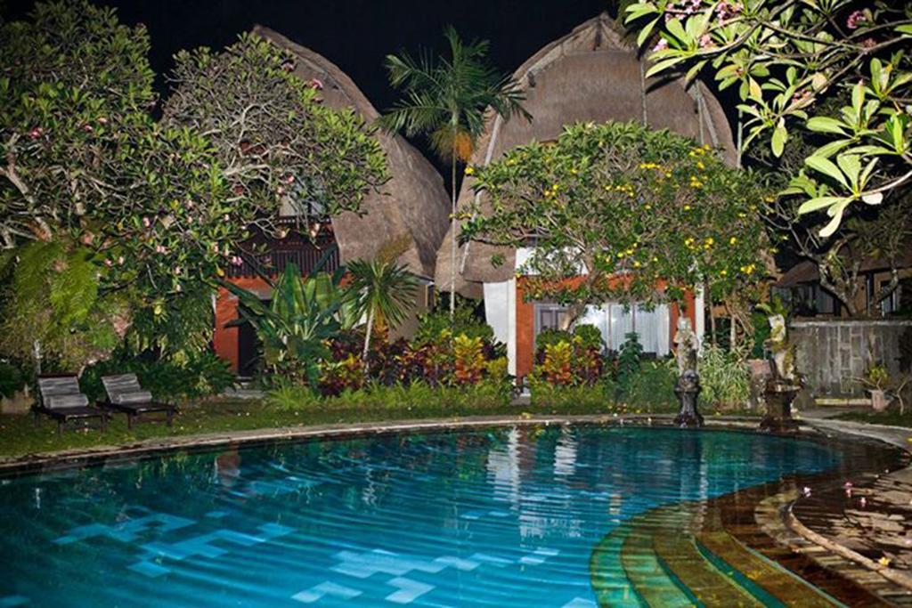 Puri Dalem Hotel Sanur Extérieur photo